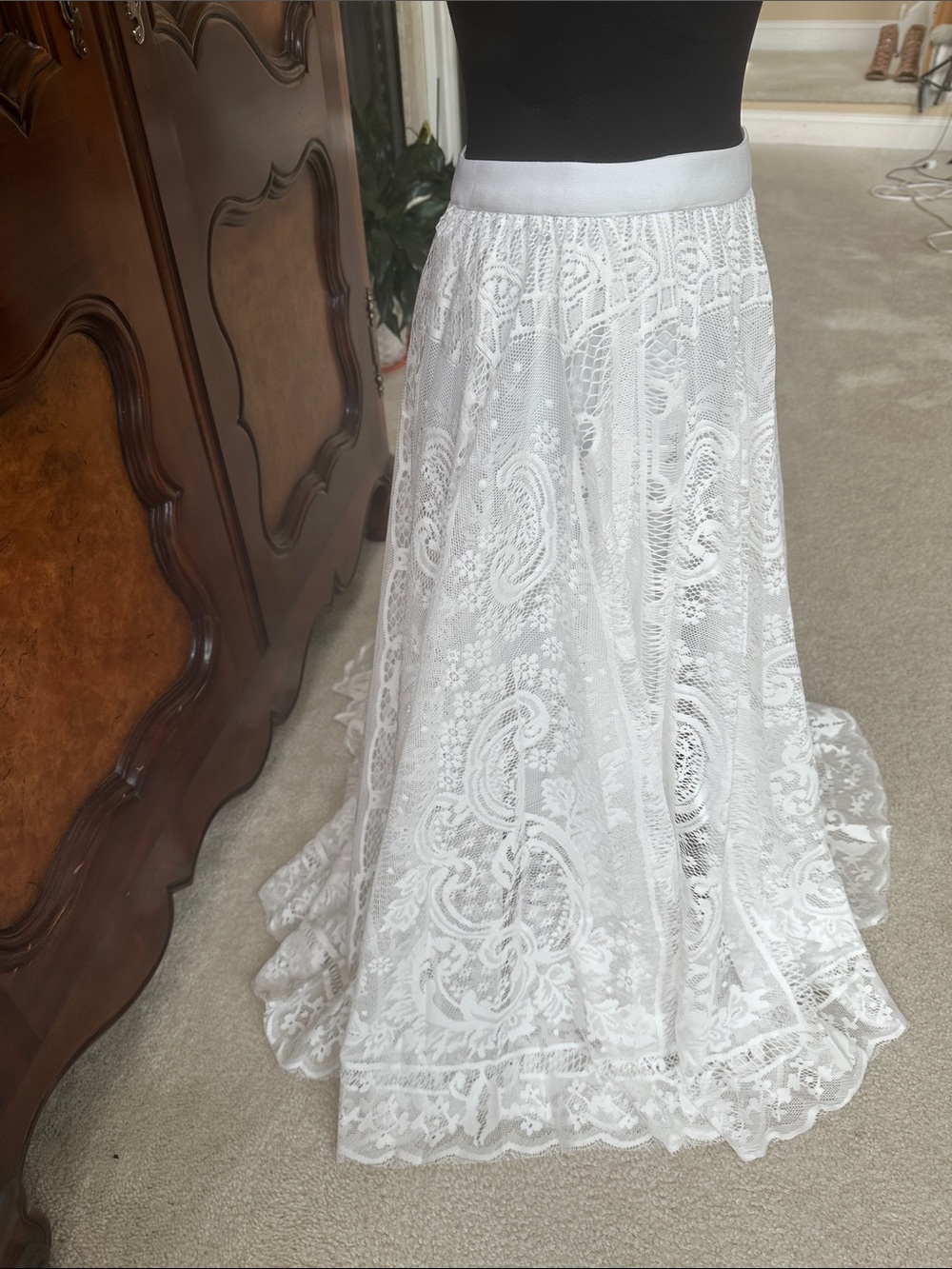 Miss Sparkling White Lace Maxi Skirt - Picture 4 of 13
